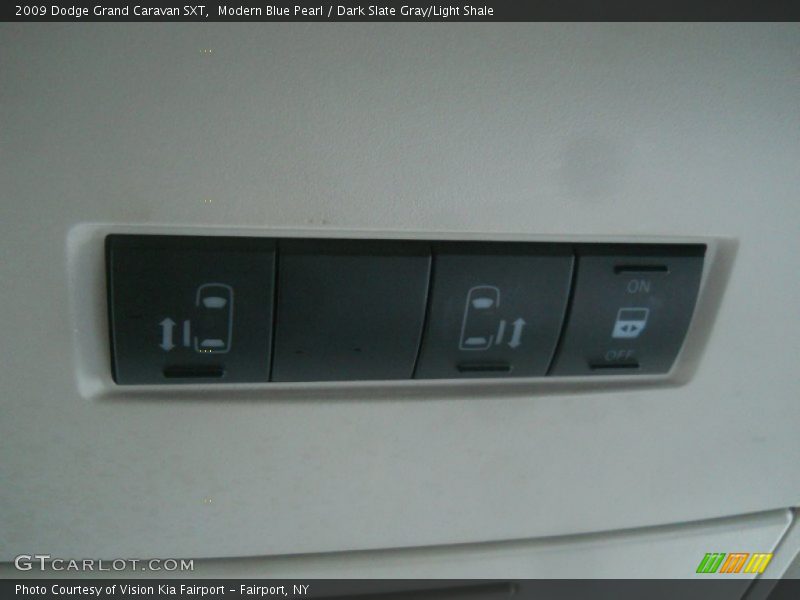 Modern Blue Pearl / Dark Slate Gray/Light Shale 2009 Dodge Grand Caravan SXT