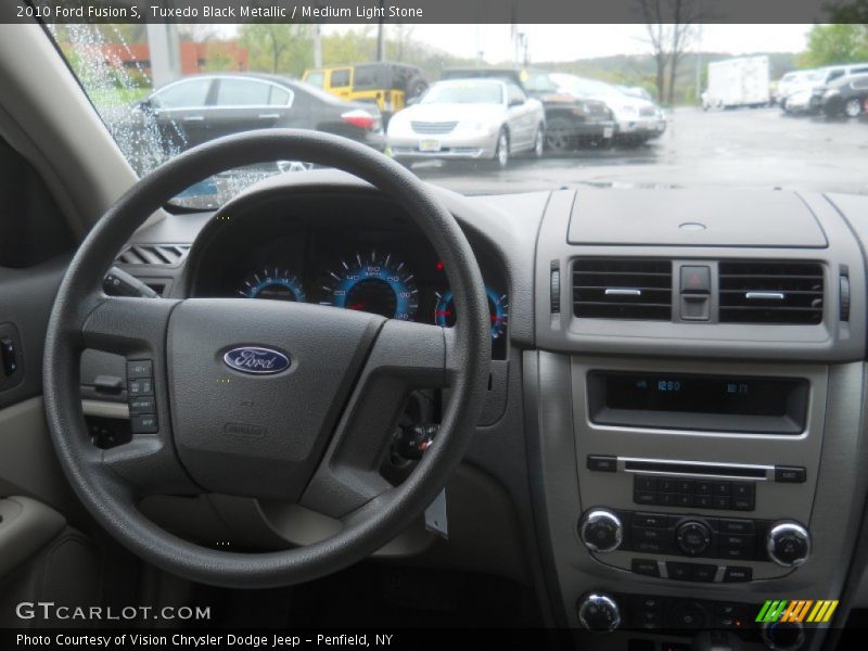 Tuxedo Black Metallic / Medium Light Stone 2010 Ford Fusion S