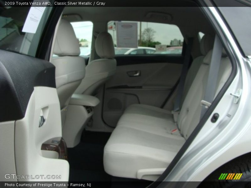 Classic Silver Metallic / Gray 2009 Toyota Venza AWD