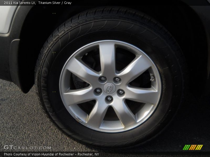 Titanium Silver / Gray 2011 Kia Sorento LX