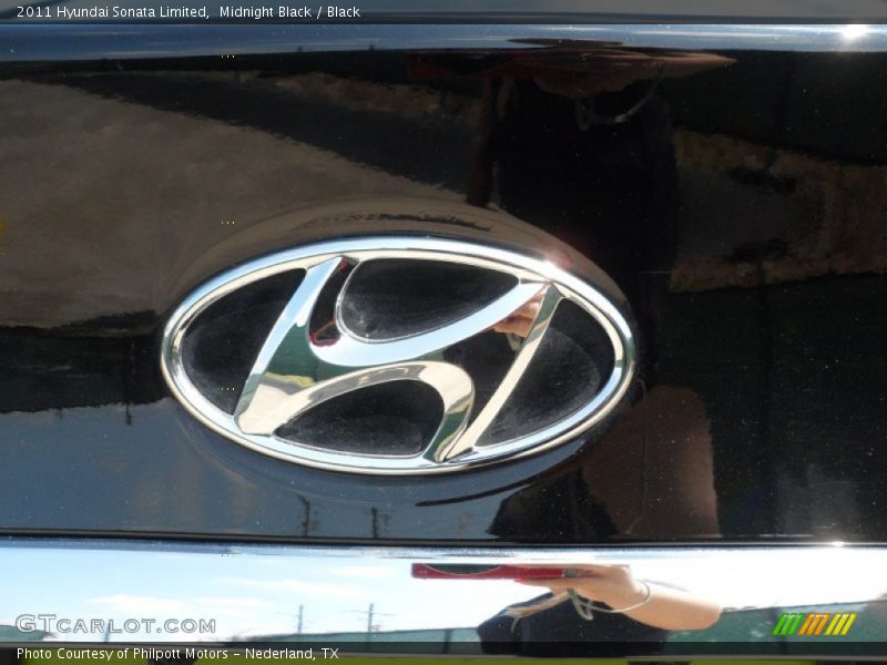 Midnight Black / Black 2011 Hyundai Sonata Limited