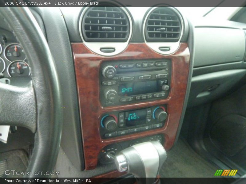 Black Onyx / Ebony Black 2006 GMC Envoy SLE 4x4