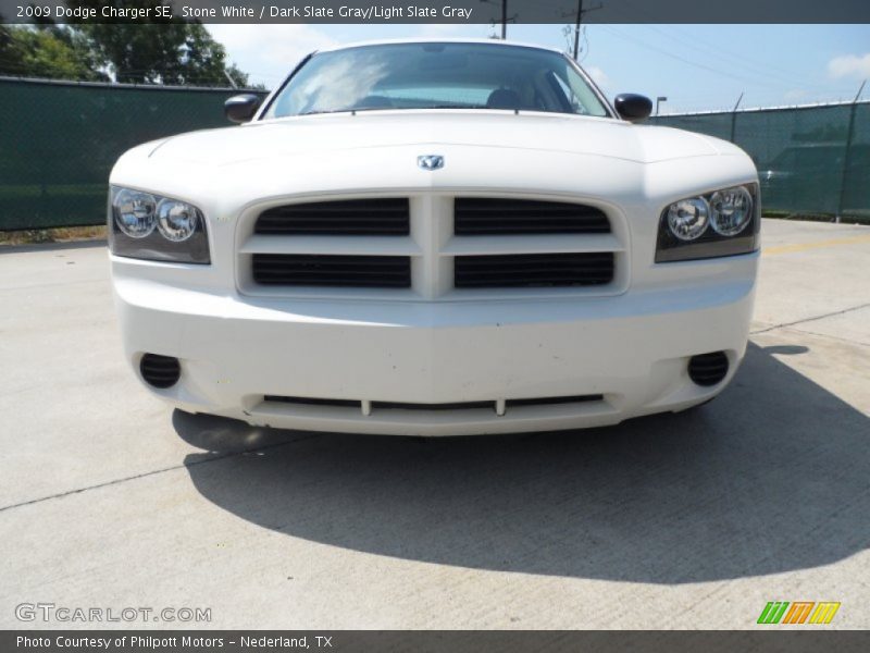 Stone White / Dark Slate Gray/Light Slate Gray 2009 Dodge Charger SE