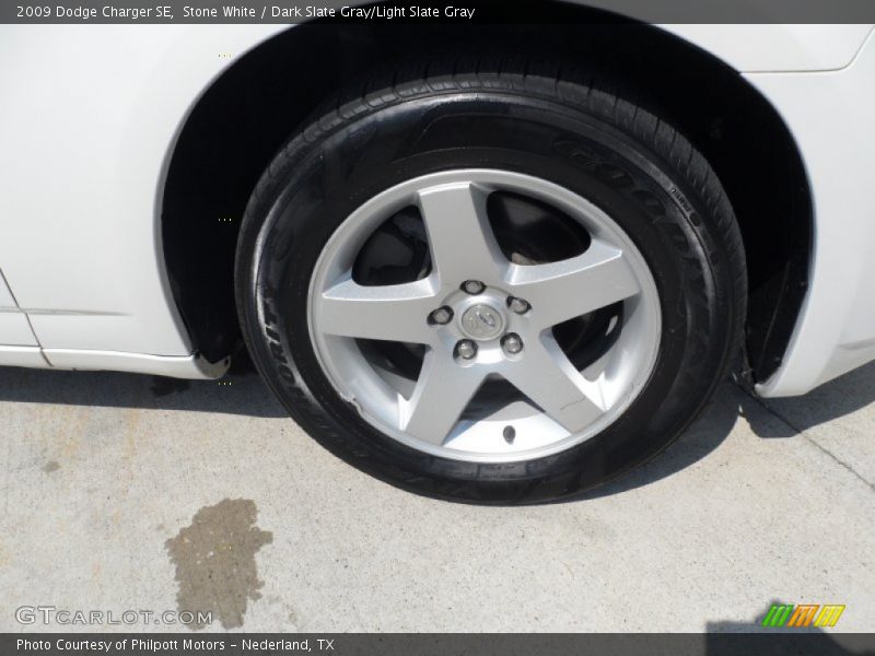 Stone White / Dark Slate Gray/Light Slate Gray 2009 Dodge Charger SE