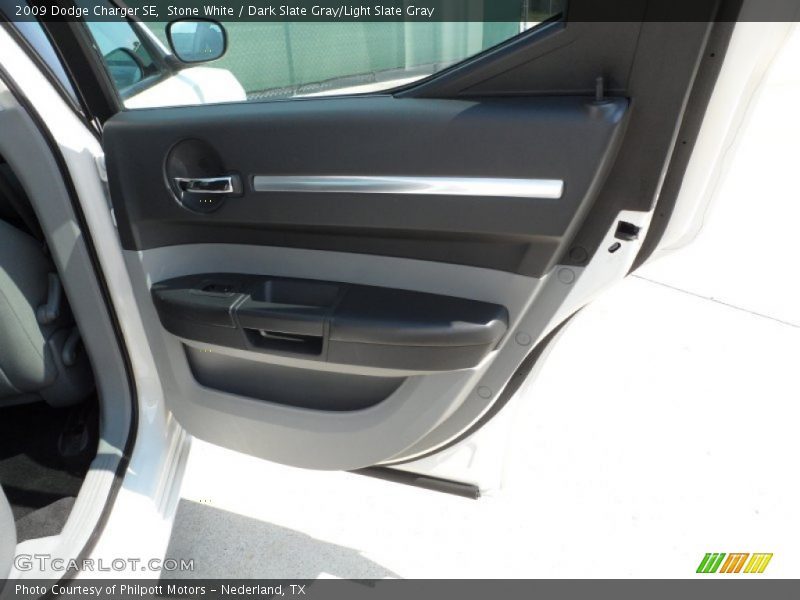 Stone White / Dark Slate Gray/Light Slate Gray 2009 Dodge Charger SE