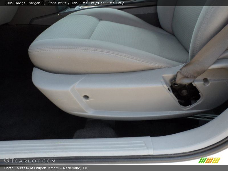Stone White / Dark Slate Gray/Light Slate Gray 2009 Dodge Charger SE