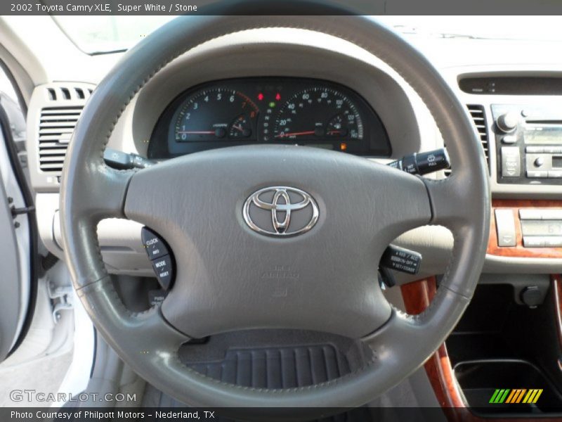 Super White / Stone 2002 Toyota Camry XLE