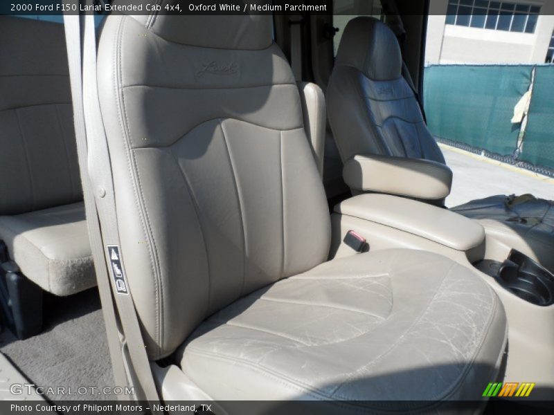 Oxford White / Medium Parchment 2000 Ford F150 Lariat Extended Cab 4x4