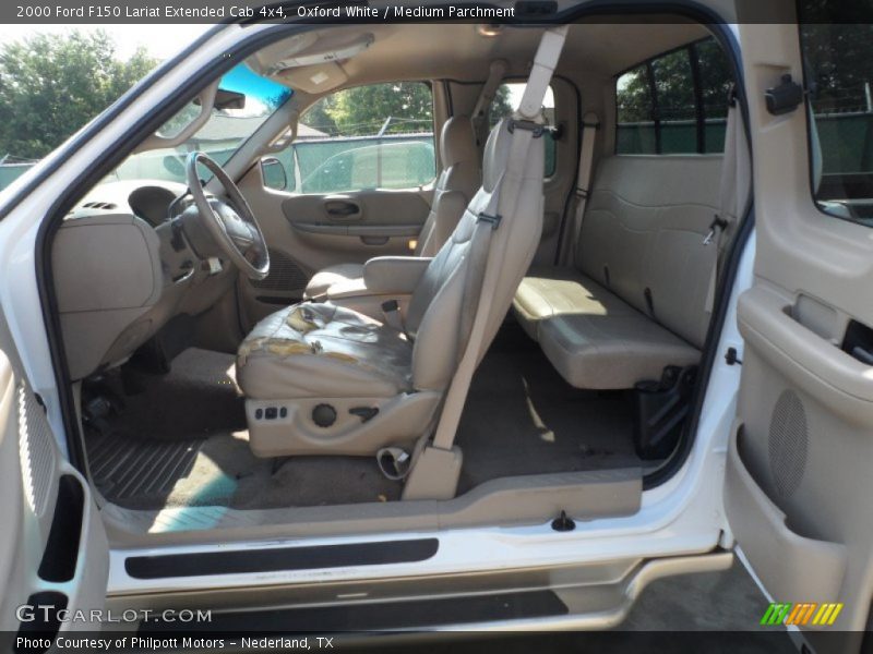 Oxford White / Medium Parchment 2000 Ford F150 Lariat Extended Cab 4x4