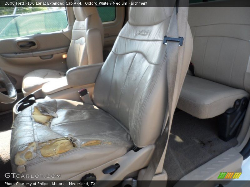 Oxford White / Medium Parchment 2000 Ford F150 Lariat Extended Cab 4x4