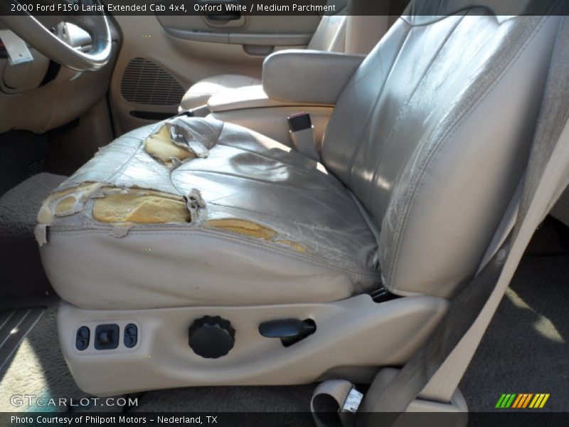 Oxford White / Medium Parchment 2000 Ford F150 Lariat Extended Cab 4x4
