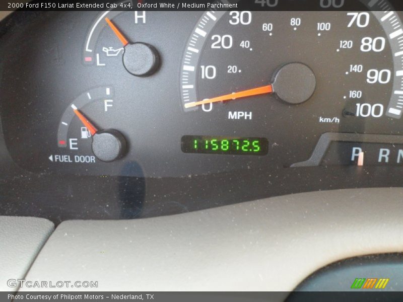 Oxford White / Medium Parchment 2000 Ford F150 Lariat Extended Cab 4x4