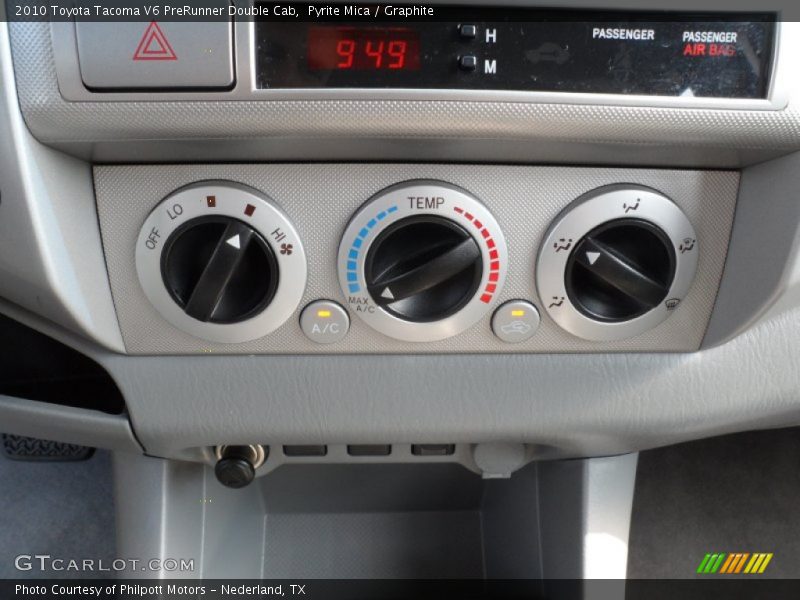 Controls of 2010 Tacoma V6 PreRunner Double Cab