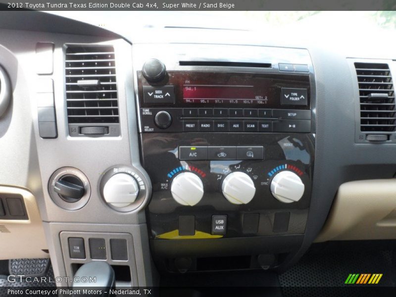 Super White / Sand Beige 2012 Toyota Tundra Texas Edition Double Cab 4x4