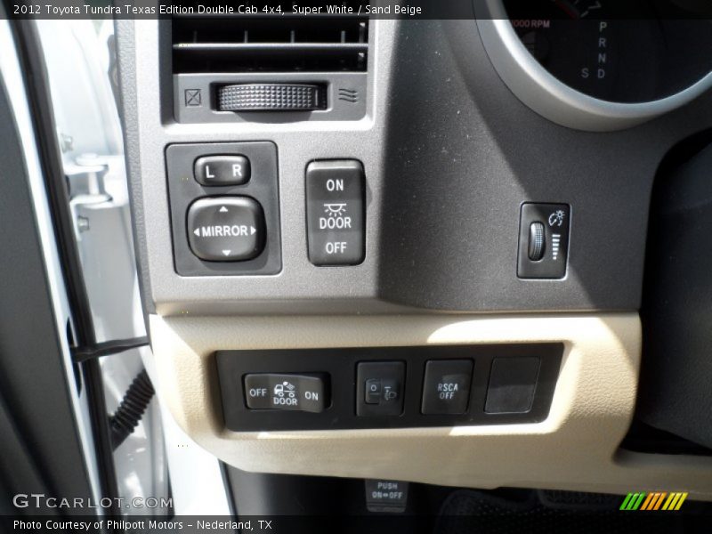 Super White / Sand Beige 2012 Toyota Tundra Texas Edition Double Cab 4x4