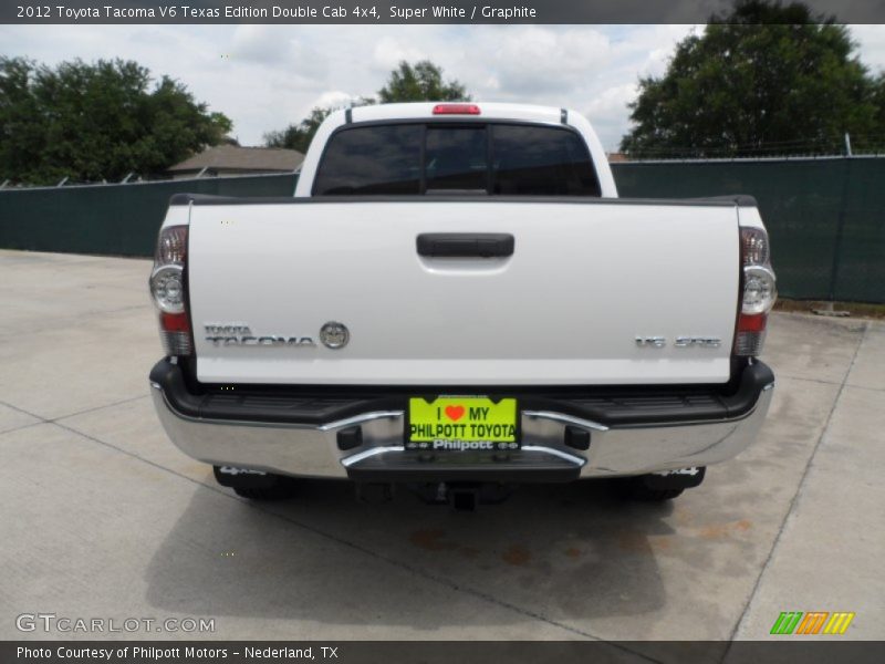 Super White / Graphite 2012 Toyota Tacoma V6 Texas Edition Double Cab 4x4