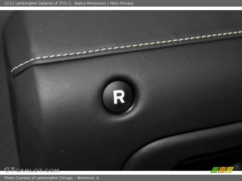 Bianco Monocerus / Nero Perseus 2012 Lamborghini Gallardo LP 550-2