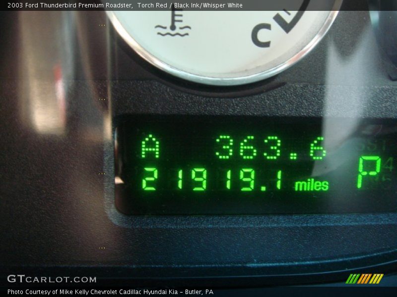 Torch Red / Black Ink/Whisper White 2003 Ford Thunderbird Premium Roadster