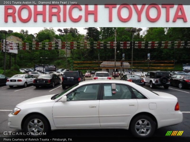 Diamond White Pearl / Ivory 2001 Toyota Avalon XL