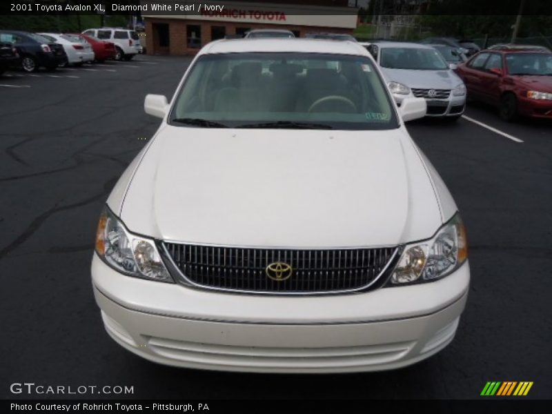 Diamond White Pearl / Ivory 2001 Toyota Avalon XL