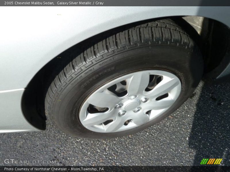 Galaxy Silver Metallic / Gray 2005 Chevrolet Malibu Sedan