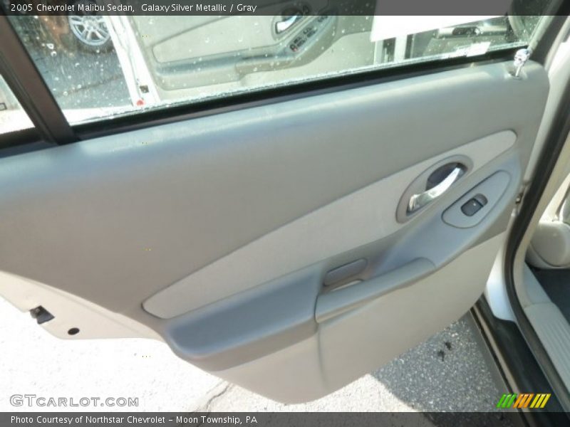 Galaxy Silver Metallic / Gray 2005 Chevrolet Malibu Sedan