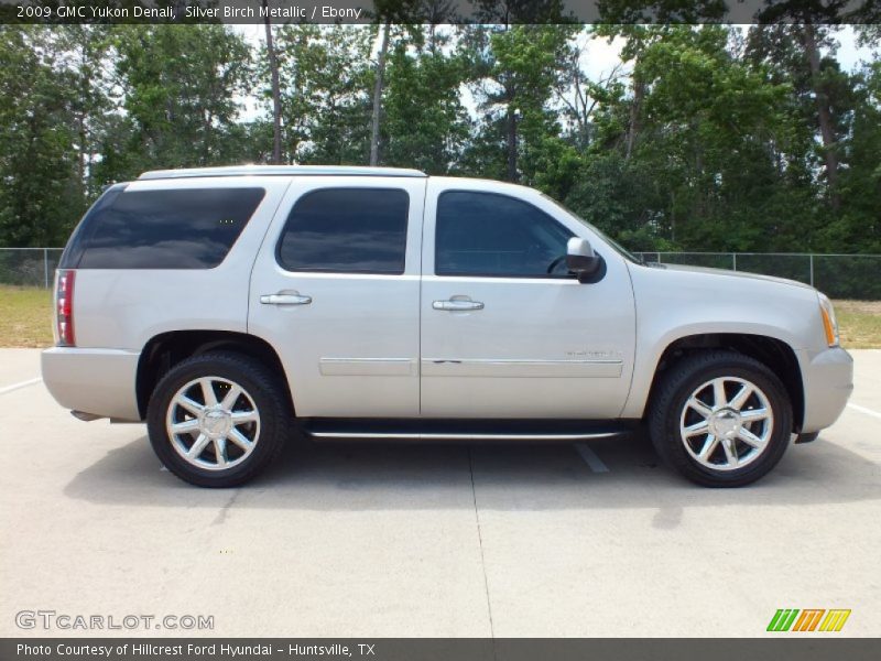 Silver Birch Metallic / Ebony 2009 GMC Yukon Denali