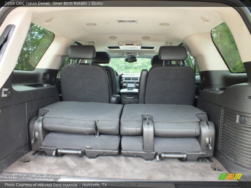 Silver Birch Metallic / Ebony 2009 GMC Yukon Denali
