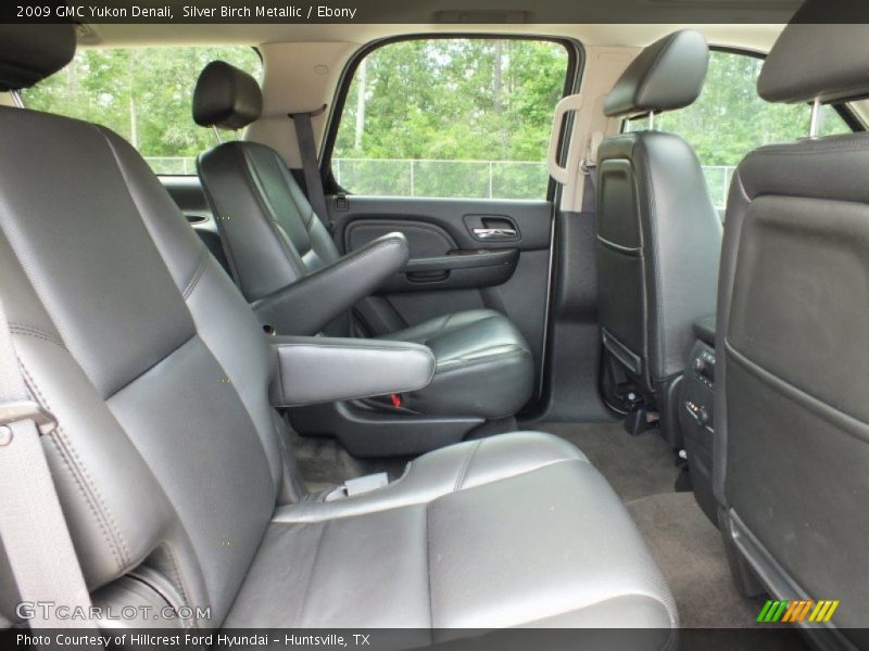Silver Birch Metallic / Ebony 2009 GMC Yukon Denali