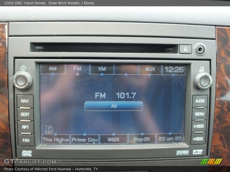 Silver Birch Metallic / Ebony 2009 GMC Yukon Denali