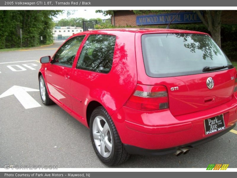 Tornado Red / Black 2005 Volkswagen GTI 1.8T