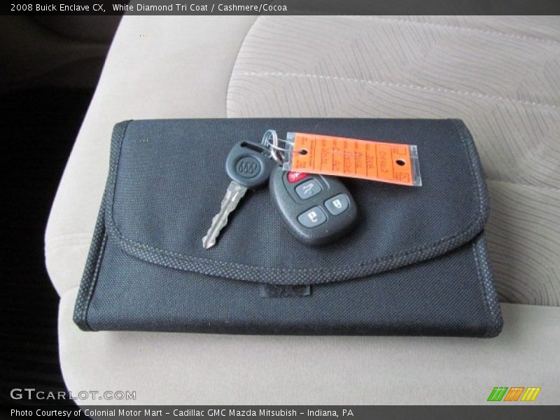 White Diamond Tri Coat / Cashmere/Cocoa 2008 Buick Enclave CX