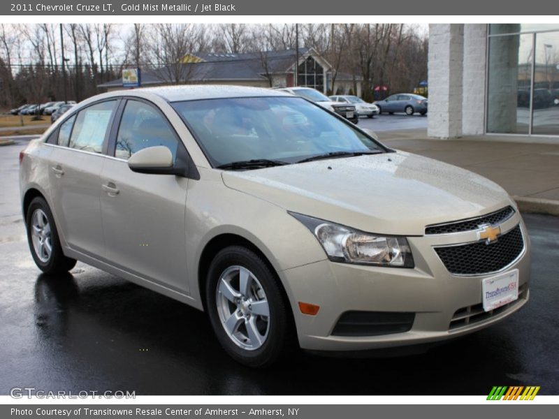 Gold Mist Metallic / Jet Black 2011 Chevrolet Cruze LT