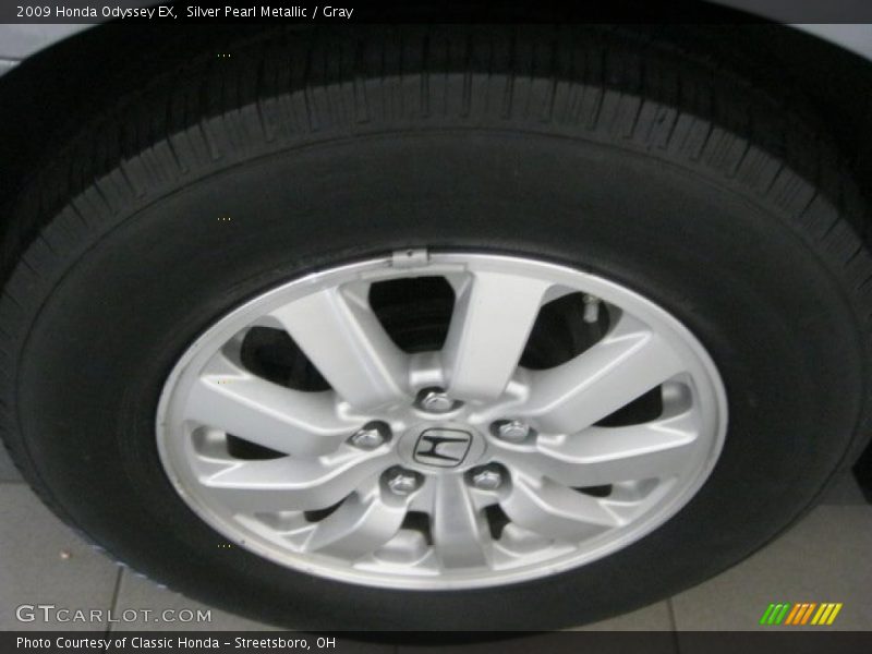 Silver Pearl Metallic / Gray 2009 Honda Odyssey EX