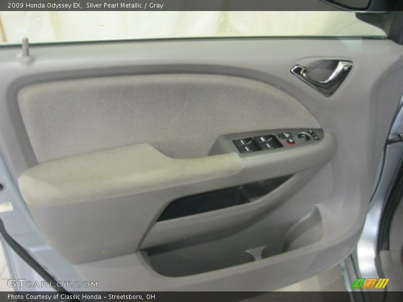 Silver Pearl Metallic / Gray 2009 Honda Odyssey EX