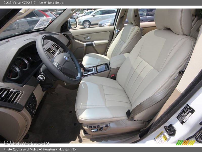 Ice White / Beige 2013 Volvo XC90 3.2