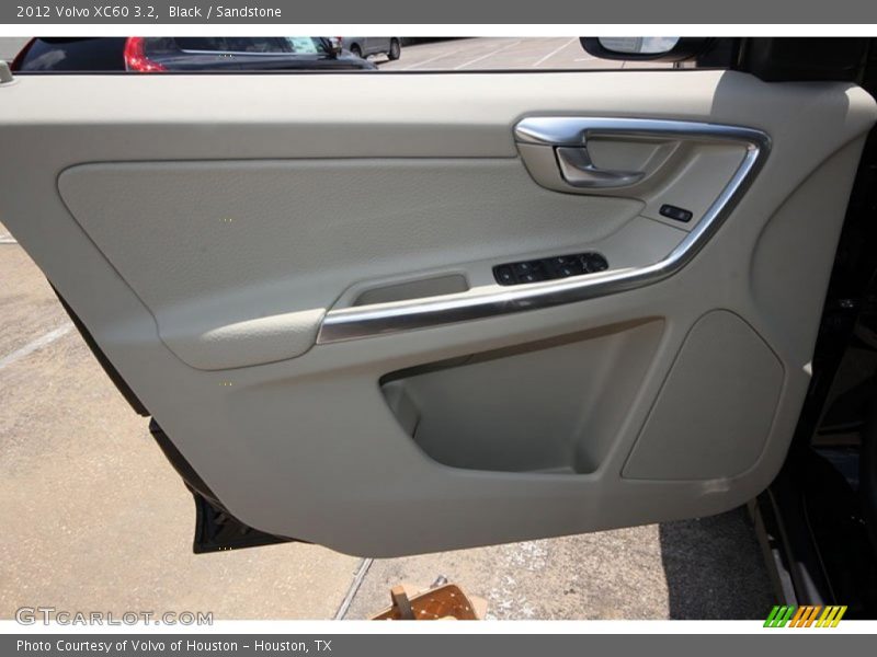 Black / Sandstone 2012 Volvo XC60 3.2