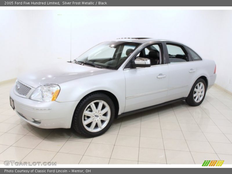 Silver Frost Metallic / Black 2005 Ford Five Hundred Limited
