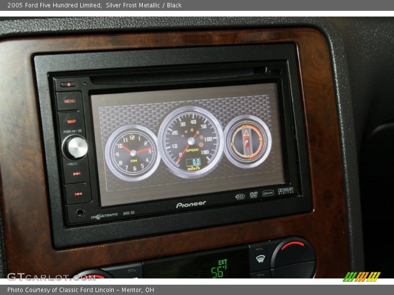 Silver Frost Metallic / Black 2005 Ford Five Hundred Limited