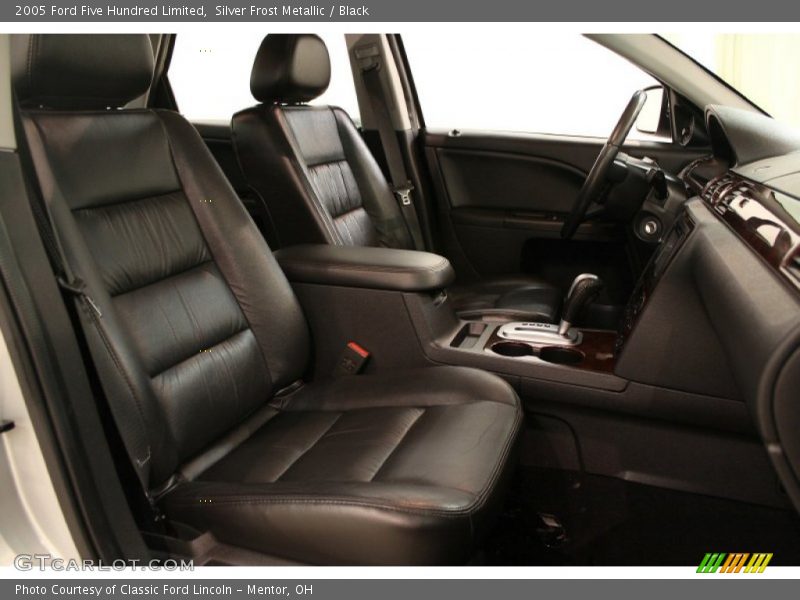 Silver Frost Metallic / Black 2005 Ford Five Hundred Limited