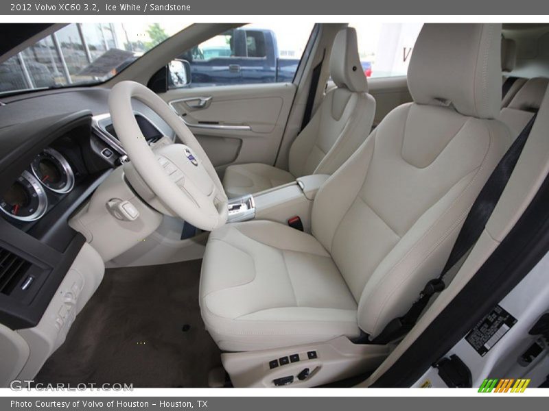 Ice White / Sandstone 2012 Volvo XC60 3.2