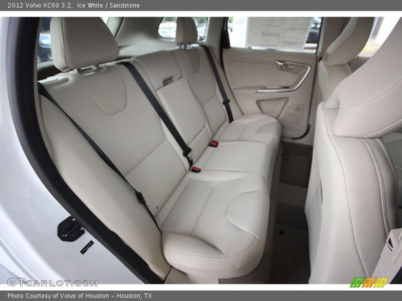 Ice White / Sandstone 2012 Volvo XC60 3.2