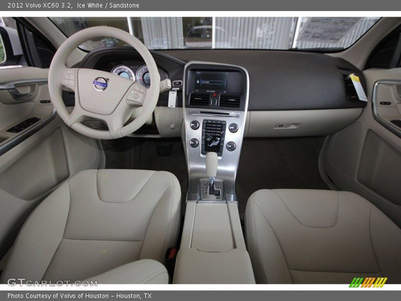 Ice White / Sandstone 2012 Volvo XC60 3.2