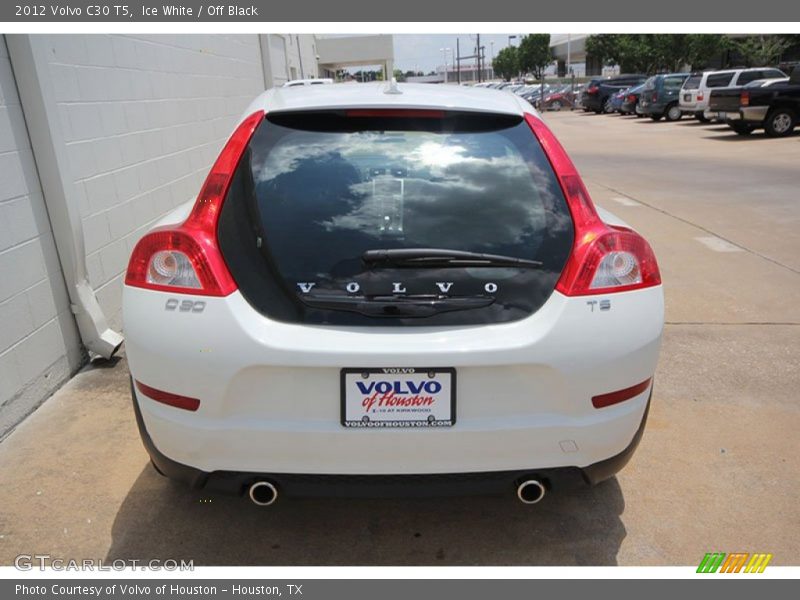 Ice White / Off Black 2012 Volvo C30 T5