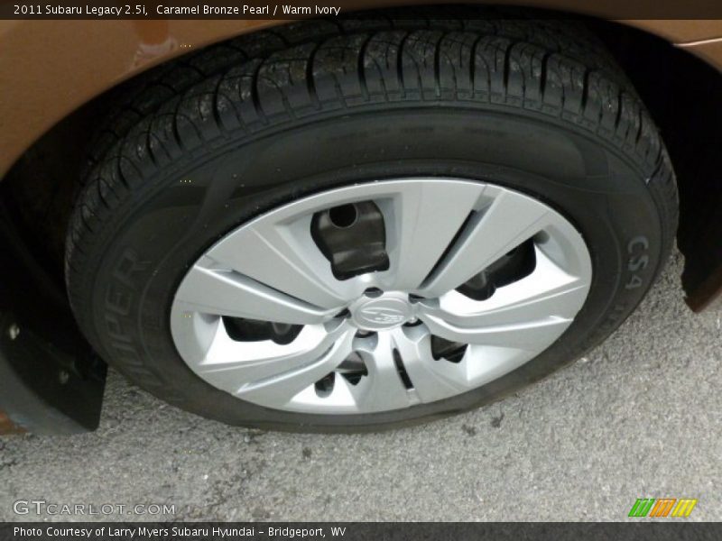 Caramel Bronze Pearl / Warm Ivory 2011 Subaru Legacy 2.5i