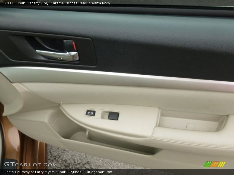 Caramel Bronze Pearl / Warm Ivory 2011 Subaru Legacy 2.5i