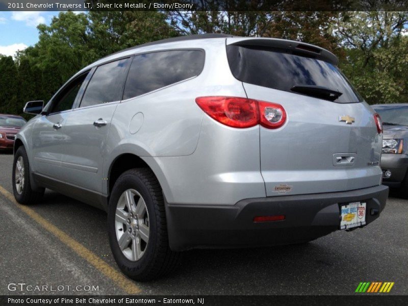 Silver Ice Metallic / Ebony/Ebony 2011 Chevrolet Traverse LT