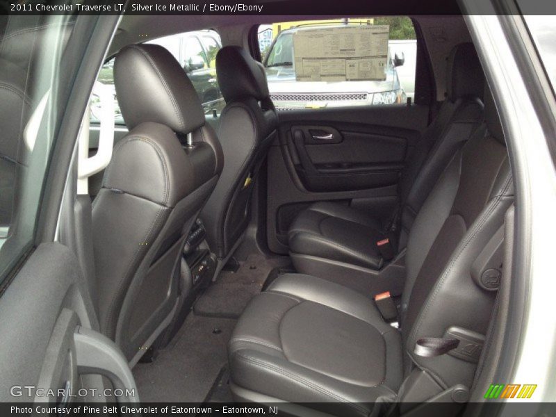 Silver Ice Metallic / Ebony/Ebony 2011 Chevrolet Traverse LT