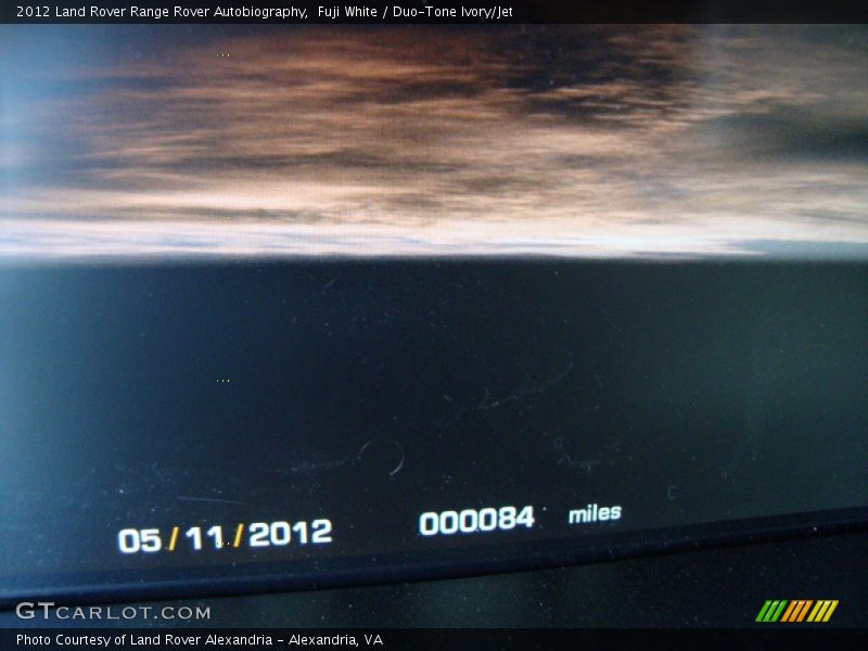 Fuji White / Duo-Tone Ivory/Jet 2012 Land Rover Range Rover Autobiography