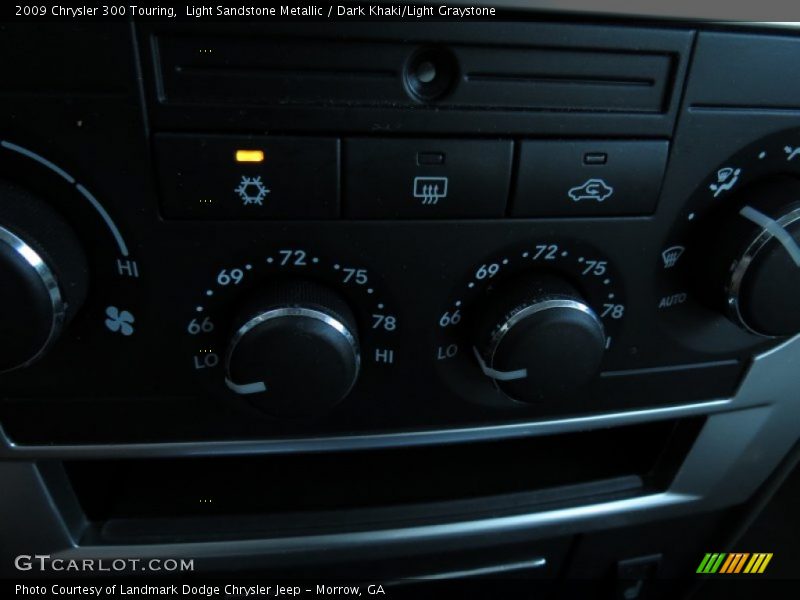 Light Sandstone Metallic / Dark Khaki/Light Graystone 2009 Chrysler 300 Touring